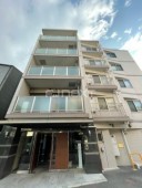 ���_�f���I�X�e�[�W�O�c������̊O��